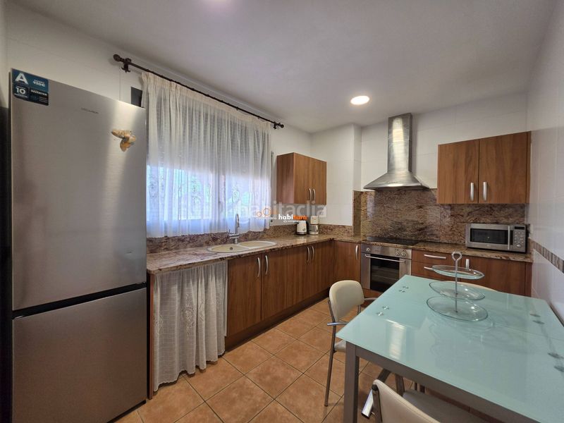 Foto ff85f88a-666b-436d-97bd-4a84fb997fb6. Casa con riscaldamento parcheggio piscina in Sant Pere Pescador