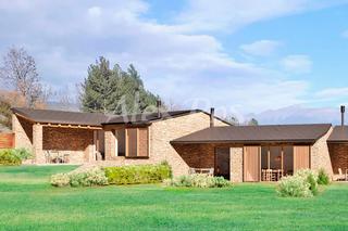 Casa  N/a. Obra nueva rodeada de rústicos, salida a jardín salón y habitaci