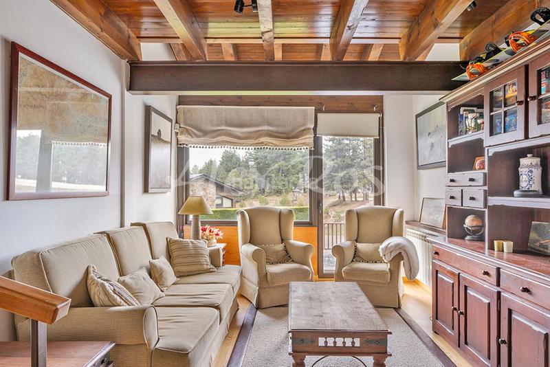 Foto 046f93b6-b8e7-45c7-b542-1ff18a2fc497. Casa con riscaldamento parcheggio in Molina (La)