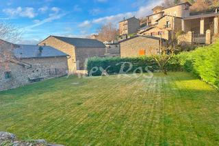 Finca rústica  Riu. Ger, parcela para la construcción de una casa