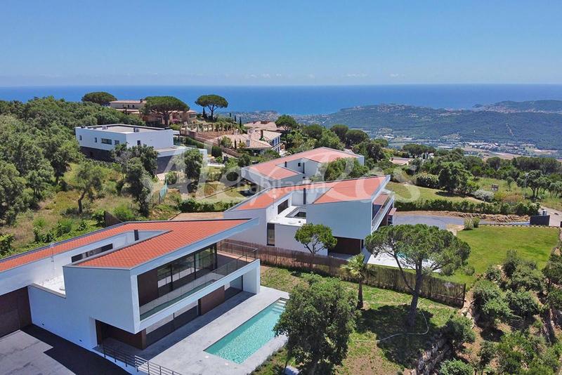 Foto a17e8865-ae45-474f-9d73-b0e02c16fbb4. Casa amb aparcament piscina a Fenals Platja d´Aro