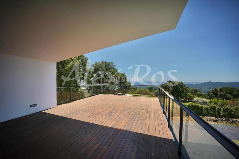 Foto b7aa7855-b6dd-4fec-a28a-cdba143490e6. Casa amb aparcament piscina a Fenals Platja d´Aro