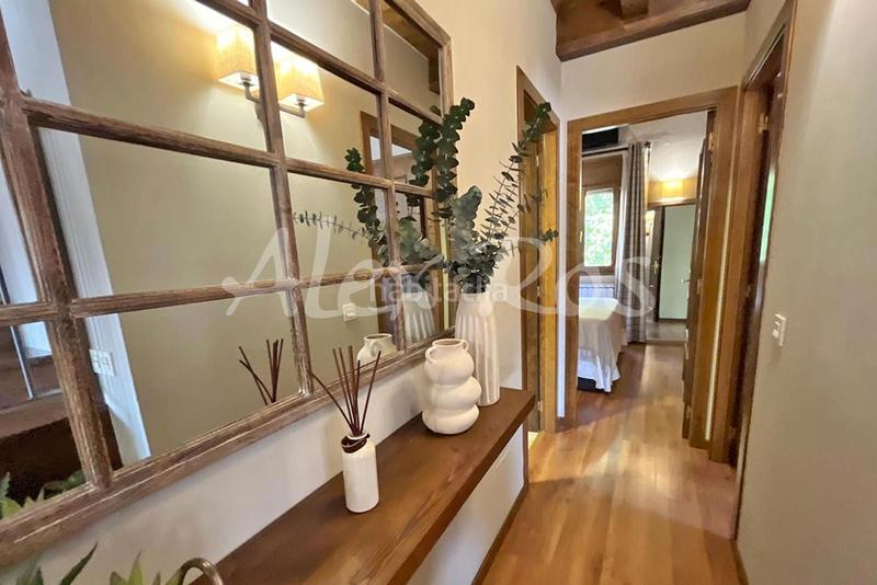 Foto e8f518c3-1653-4f58-a129-d41ef44b1023. Zweistöckige wohnung mit heizung parking in Bellver de Cerdanya