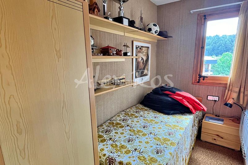 Foto bd5f6922-e7aa-4994-ae78-b06abca81864. Apartament amb calefacció a Molina (La)