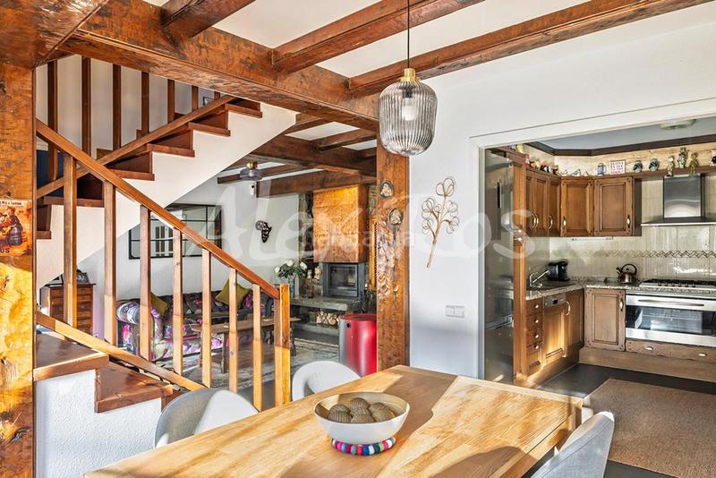 Foto 85ebcfd4-6fbf-40db-acae-d97f11b48c33. Casa amb aparcament a Fontanals de Cerdanya