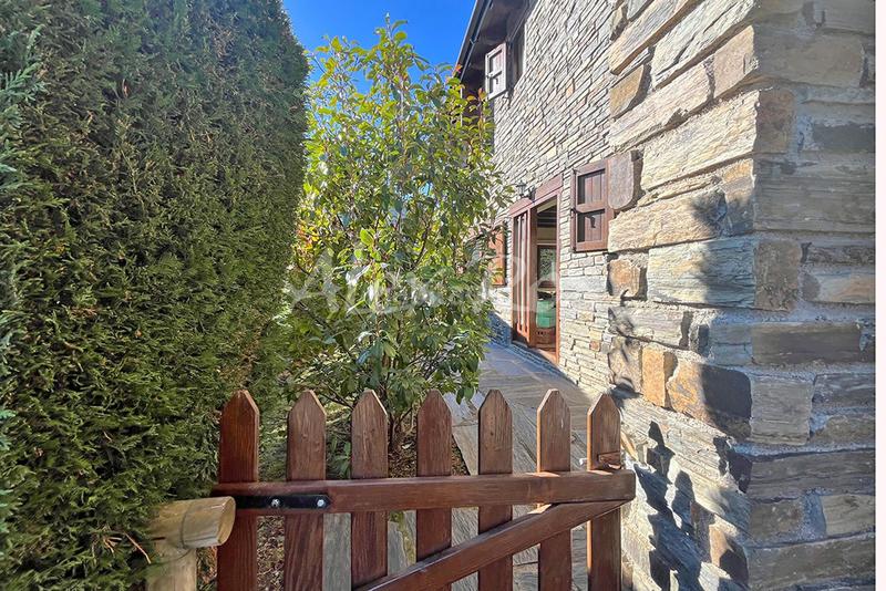 Foto 7c499699-a0bd-4a9a-a1ba-df1de811f71c. Haus mit parking in Guils de Cerdanya