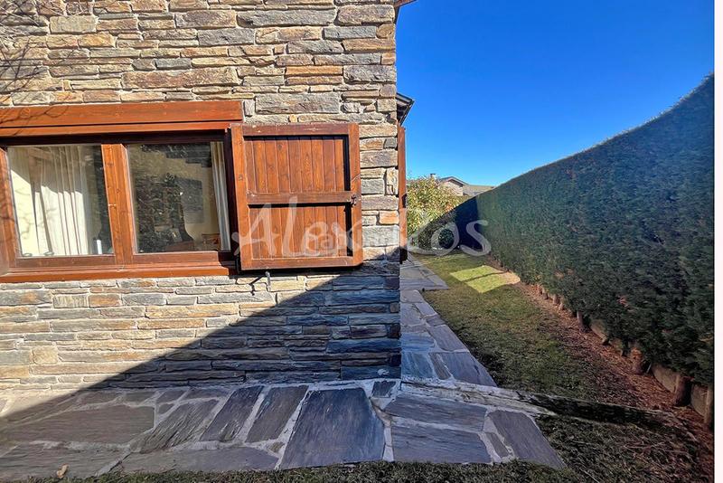 Foto e85f6f97-8dc5-4a4c-9a8e-236cbb5d9e8c. Haus mit parking in Guils de Cerdanya