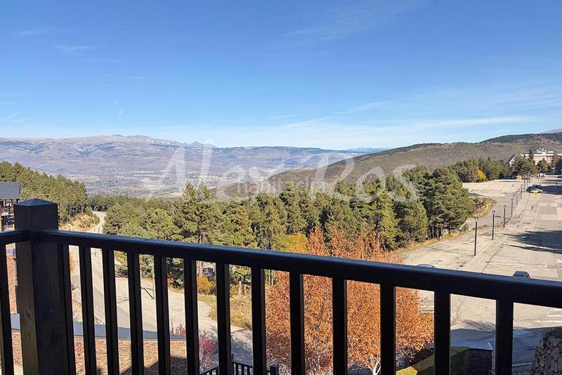 Foto 11bdd9fa-5379-435f-a1b5-8aa0b5a95894. Haus mit heizung parking in Molina (La)