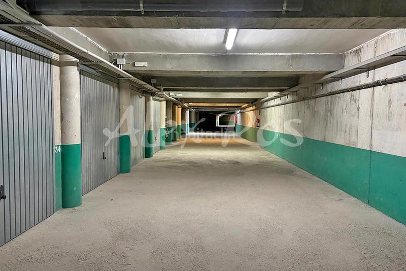 Foto 124b4cd8-7158-4762-81b0-8def7b827646. Haus mit heizung parking in Molina (La)