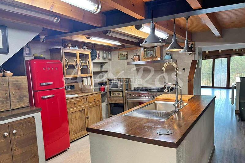 Foto 1a526ad5-2cfe-4f06-bbab-7ce679d32c13. Maison avec chauffage dans Bellver de Cerdanya