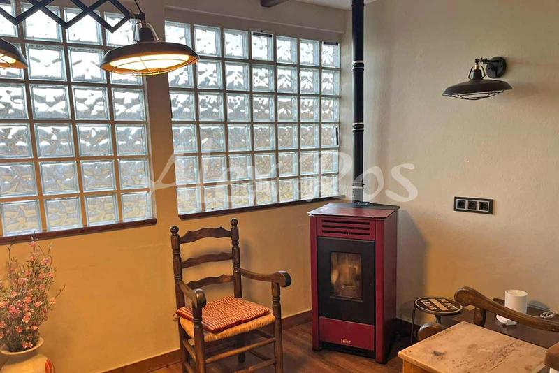 Foto 8715a0ea-a9ce-4c67-b718-eba1e004ba75. Maison avec chauffage dans Bellver de Cerdanya