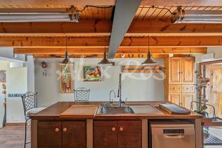 Casa  De la ferratja. Casa independiente con jardín y vistas