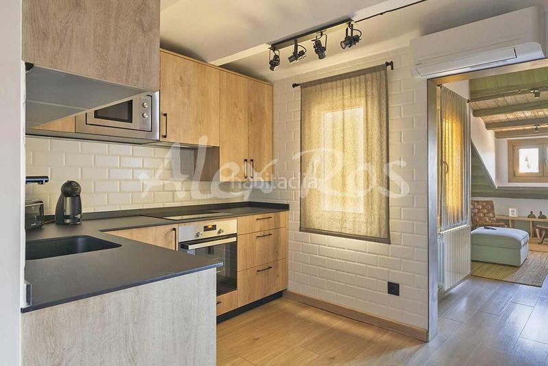 Foto 5cd99392-25c9-4d10-8535-fcce7706d1f4. Àtic amb calefacció a Puigcerdà