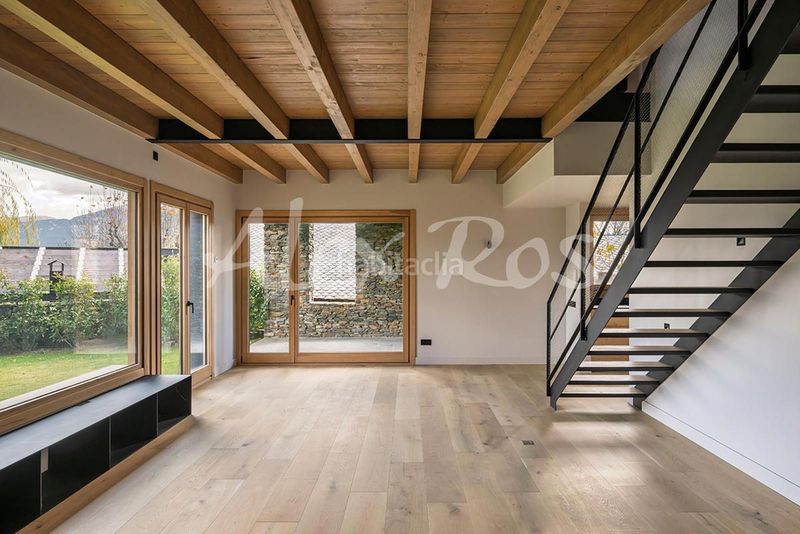 Foto a91f8495-cbdf-4be0-9953-042ba287ce03. Casa amb calefacció aparcament a Bolvir