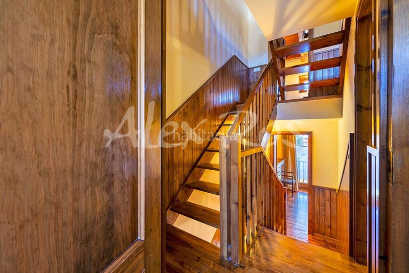 Foto f6c93029-8c1b-4e86-b774-47511ece57cc. Casa amb aparcament a Isòvol