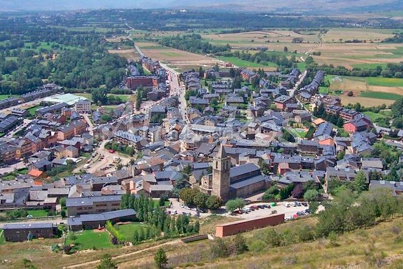 Foto 11ecabe7-ae4e-4f3b-b774-d4d70c0b3265. Pis a Llívia