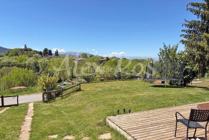 Foto 448318cb-96df-451b-a1a3-3983dfdaea3d. Casa amb aparcament a Estavar