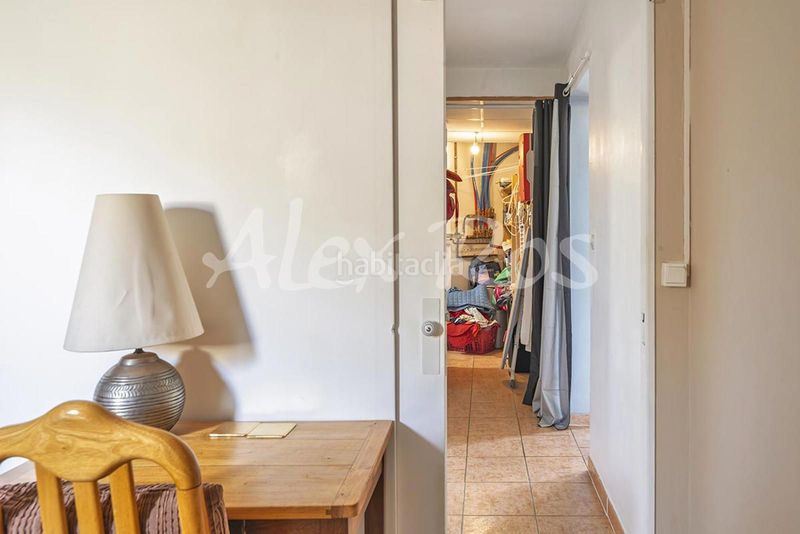 Foto b678af73-54dc-46f8-a4cf-645f33d06532. Casa amb aparcament a Estavar
