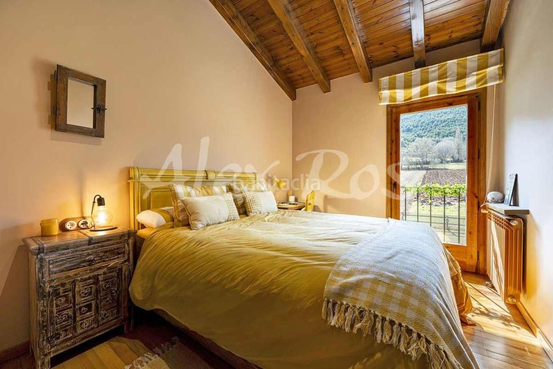 Foto 09af4496-6e6b-454e-9f57-cb6984ae5d81. Casa amb calefacció a Urús
