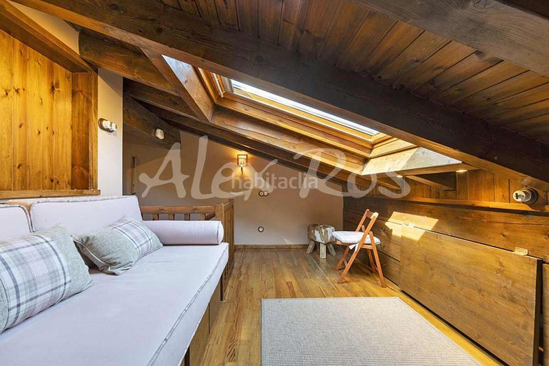 Foto fc56c03c-77c3-43fd-8f40-e85c401b3a44. Casa amb calefacció a Urús