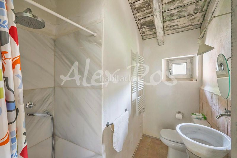 Foto 136f175a-4309-4ef6-92fe-9dfe10ea3537. Casa amb calefacció a Ger