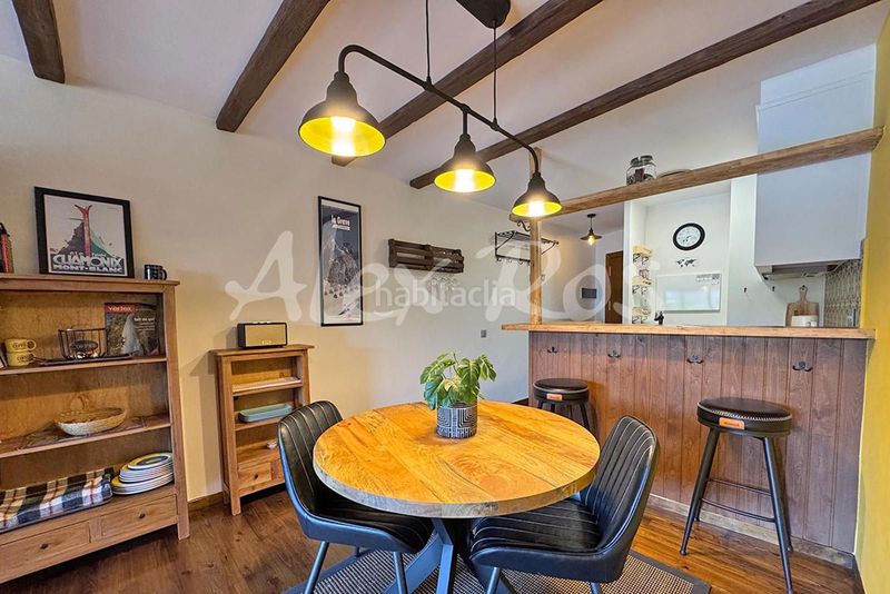 Foto 25edc876-8803-43f1-b7e9-79e6f32168f5. Apartamento  reformado con ascensor, parking y trasteros en Bellver de Cerdanya