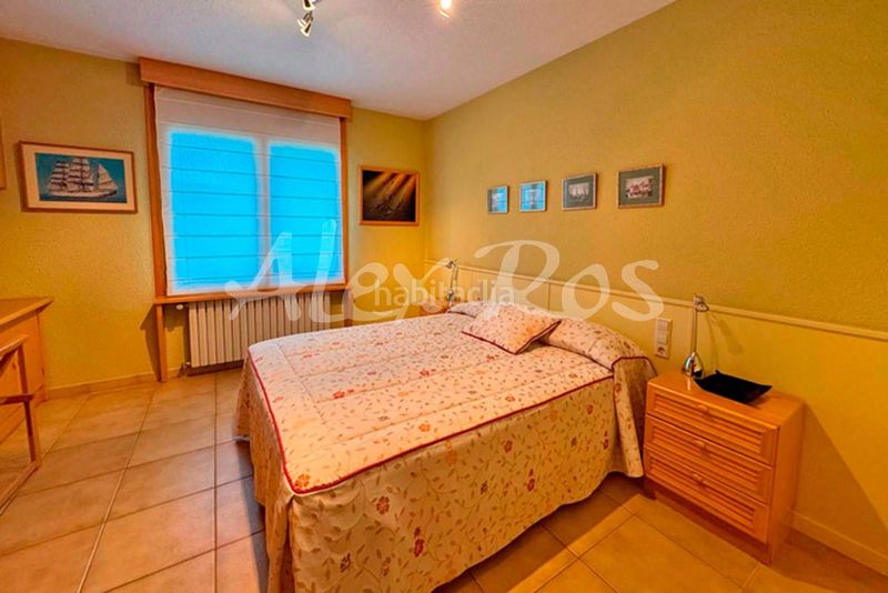 Foto 79d9a7ba-6eda-40c1-9fa7-4b7334005a7f. Casa amb calefacció aparcament piscina a Seu d´Urgell (La)