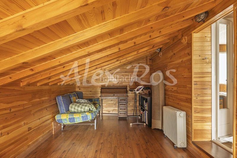 Foto 095d9644-e48f-4c13-99dd-e773f1878371. Casa amb calefacció aparcament a Estavar