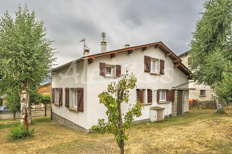 Foto 45191669-1e6e-4c29-824e-0ae8d09268d0. Casa amb calefacció aparcament a Estavar