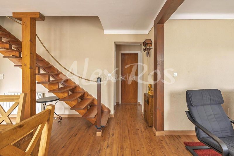 Foto 54073322-310e-4682-a130-3a2b9652302f. Casa amb calefacció aparcament a Estavar