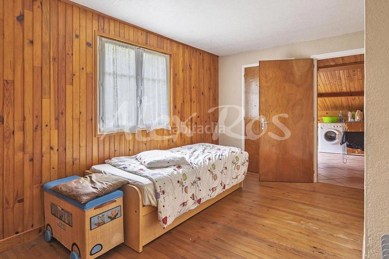 Foto 5d4ca44e-c9c6-4482-934e-fecf4e50f83c. Casa amb calefacció aparcament a Estavar
