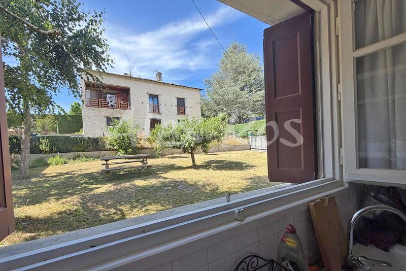 Foto cfea196e-e96a-4f87-bf0e-0c725dfef46d. Casa amb calefacció aparcament a Estavar
