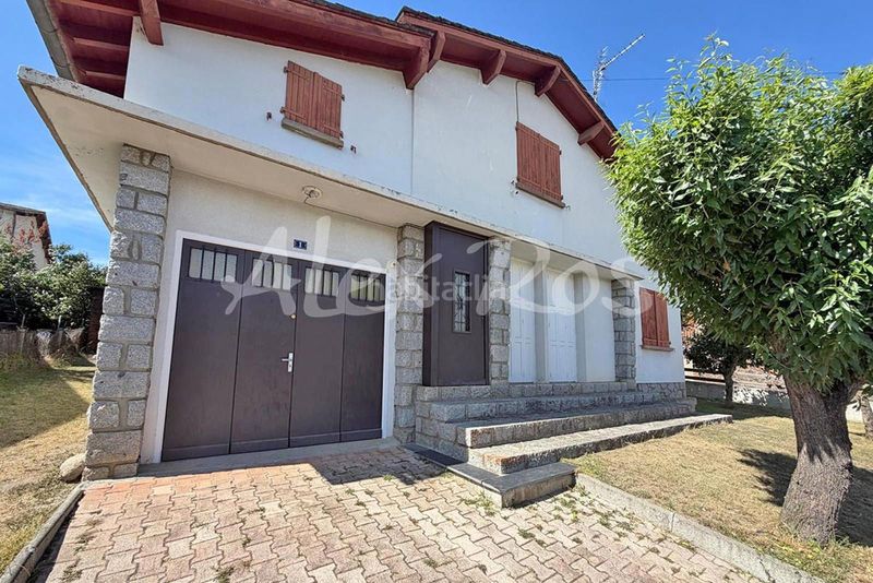 Foto dc070c4d-0752-492a-a4b7-4b5cfa91aba4. Casa amb calefacció aparcament a Estavar