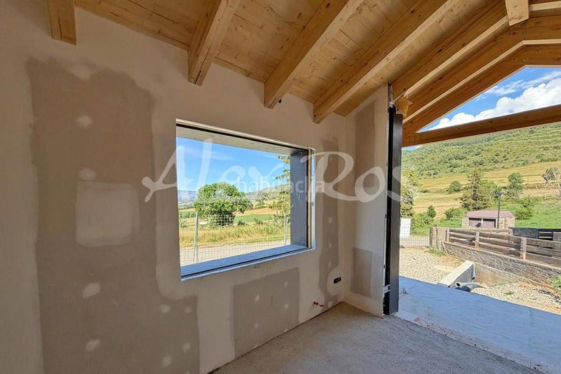 Foto d8262eb7-9adb-44da-a352-0c034d159bf9. Casa amb calefacció aparcament piscina a Das