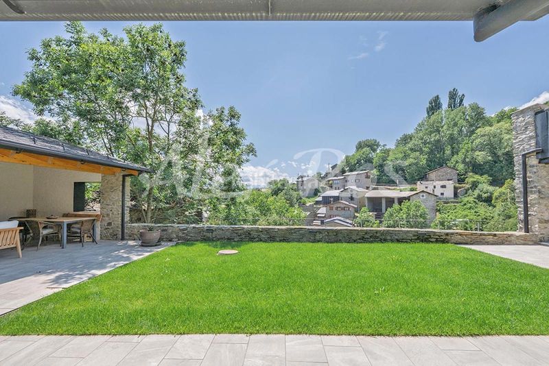 Foto a90b25a8-890d-4d5d-922d-90f28862ae18. Casa amb calefacció a Ger