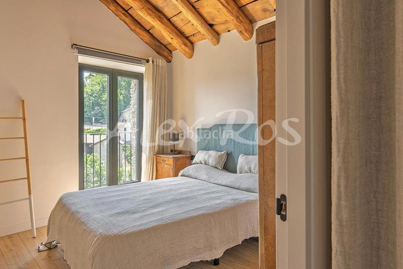 Foto b9fa6454-66cb-4b3f-91c0-0c09f30888f0. Casa amb calefacció a Ger