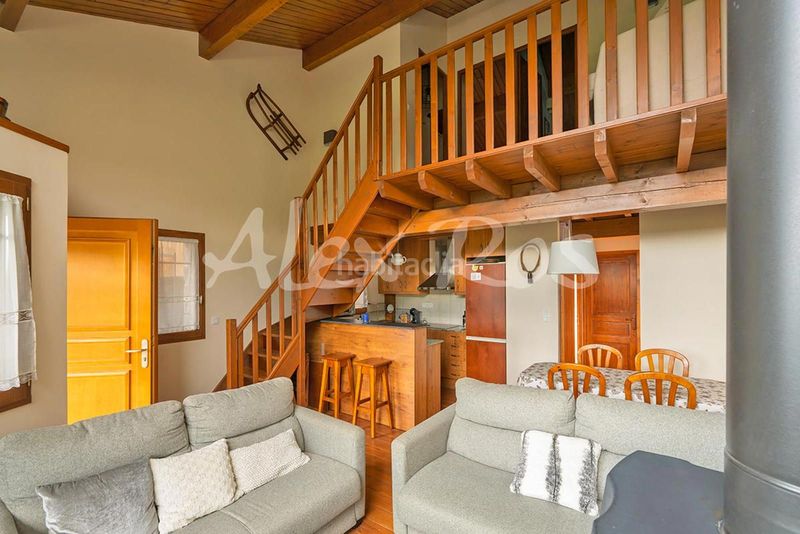 Foto 559ff313-d93d-4235-8831-3bb6b650067e. Casa amb calefacció aparcament a Saillagouse