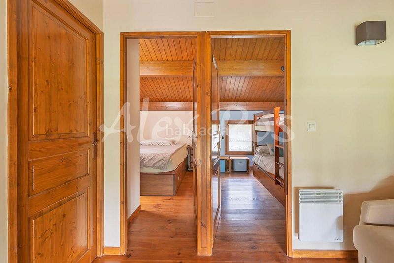 Foto afb5ae27-b651-4d69-8b7b-614d8364db27. Casa amb calefacció aparcament a Saillagouse