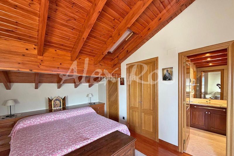 Foto 55d18762-56a9-41c4-a898-113e63de3f5f. Dúplex amb calefacció aparcament piscina a Bolvir