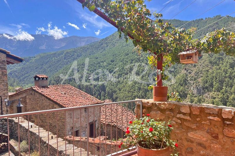 Foto fbcb9620-f6cb-44b0-a494-bb04a06dddf6. Casa a Arsèguel