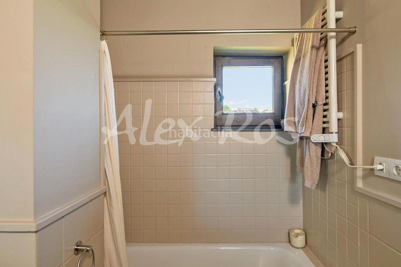 Foto 4b668b2d-3223-43e7-b6ec-f85efa903dcc. Casa amb calefacció aparcament piscina a Isòvol