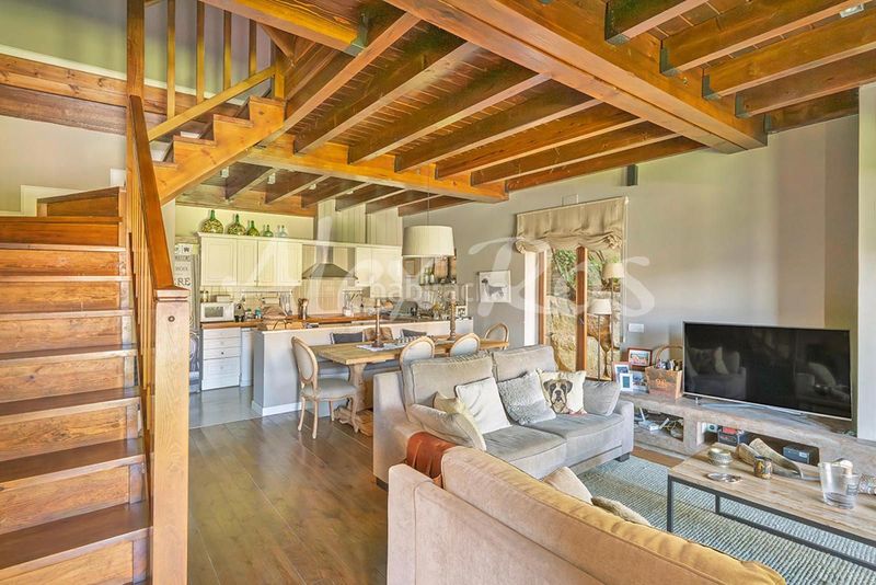Foto 63fb6fda-0a3e-41e9-830e-808581c02911. Casa amb calefacció aparcament piscina a Isòvol