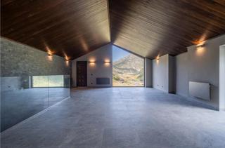 Mas  Carretera de la vall d'incles. Espectacular borda en el valle de incles