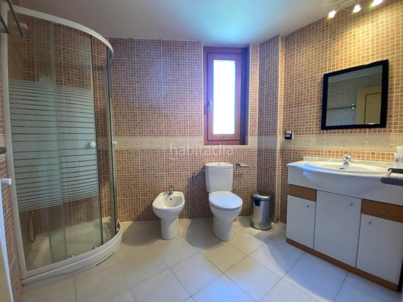 Foto 4f5f1a3c-2709-4bd1-becd-89012d2c65dd. Erdgeschoss mit heizung parking in Soldeu-Incles Canillo