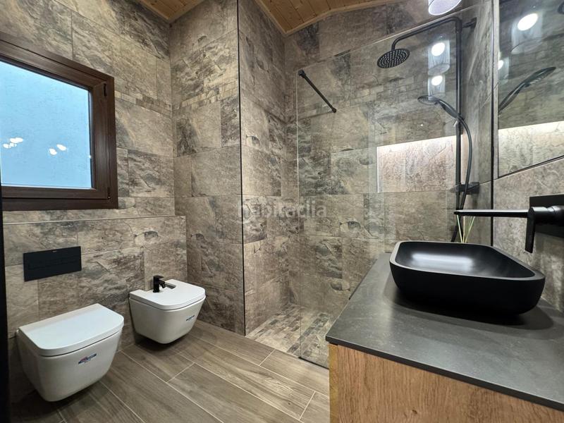 Foto 02365ad4-a37f-4929-adb3-3b0305b895f0. Duplex con riscaldamento in La Massana La Massana