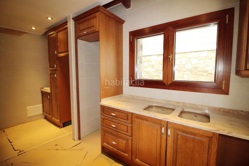 Foto 50aee727-34c8-4c3e-b856-78c34e24c80e. Chalet precioso chalet en construccion en El Forn-Prats-Meritxell Canillo