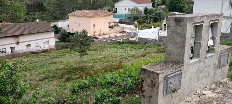 Foto ddd86540-9724-459a-819a-0f3c9b720531. Terreny residencial a Castellet i la Gornal