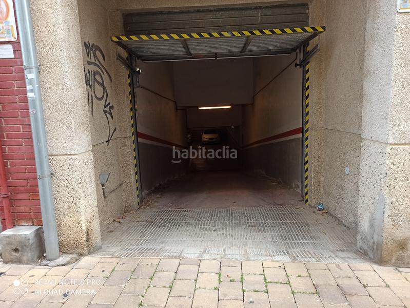 Foto 6060141a-6fec-48c2-be11-5aeb887e76fe. Autoparkplatz in Nucli Antic Cunit