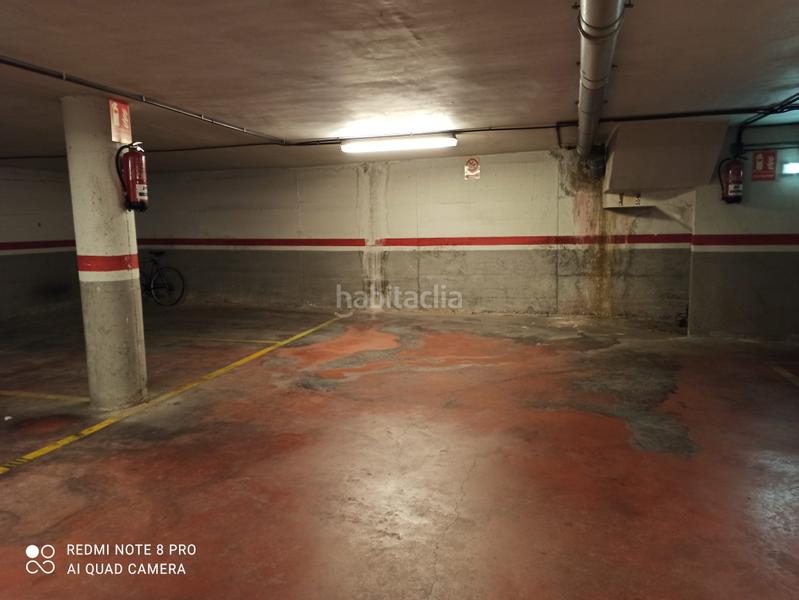 Foto b24e131f-54b4-49d7-a4a4-70c671217168. Autoparkplatz in Nucli Antic Cunit