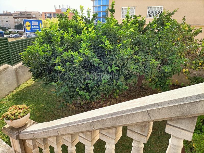 Foto ce67d28e-1b71-4509-8ed5-0170a9019ae0. Maison jumelée avec parking dans Cunit residencial Cunit